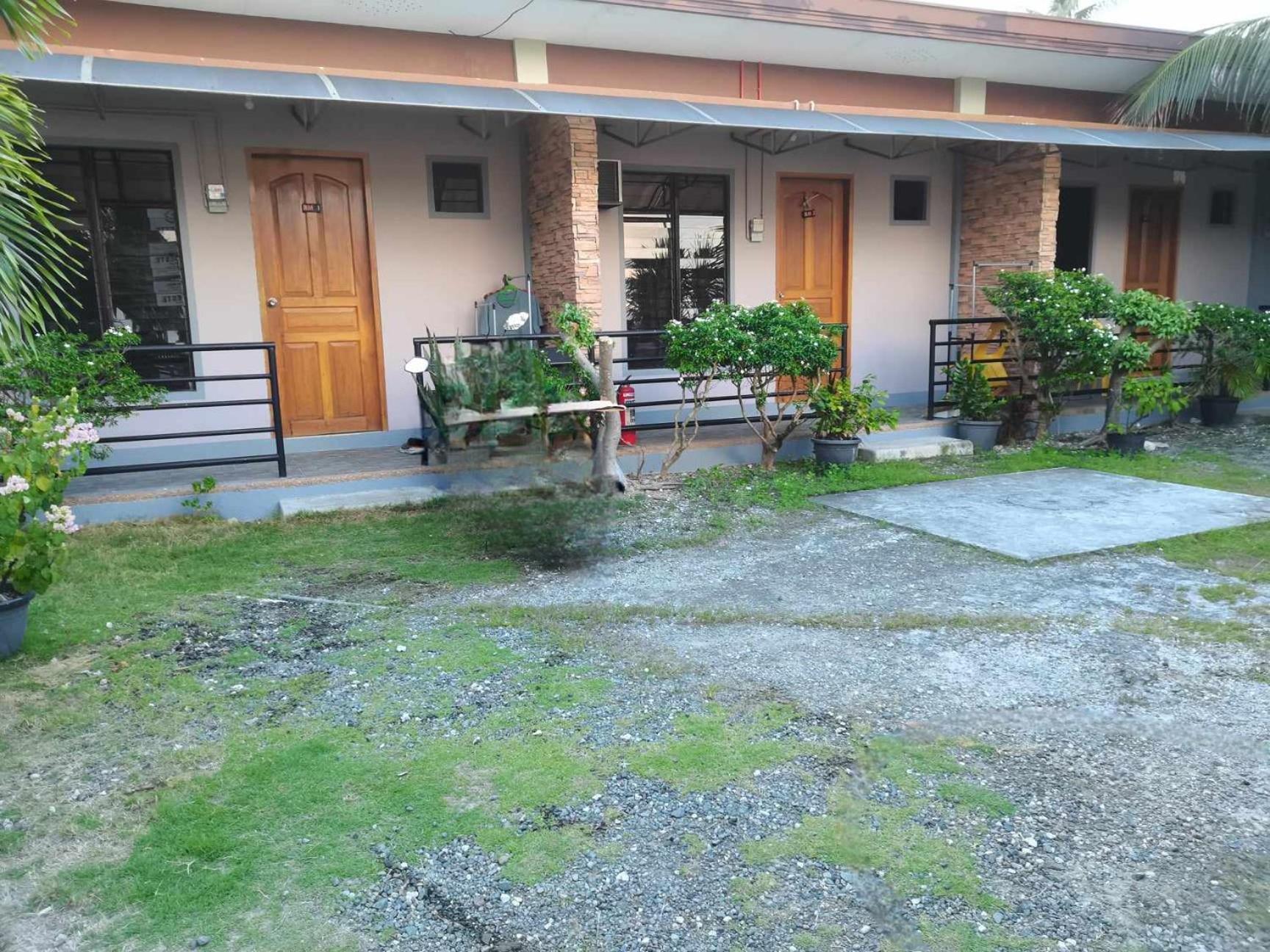 Casa Oeste Moalboal Exterior photo